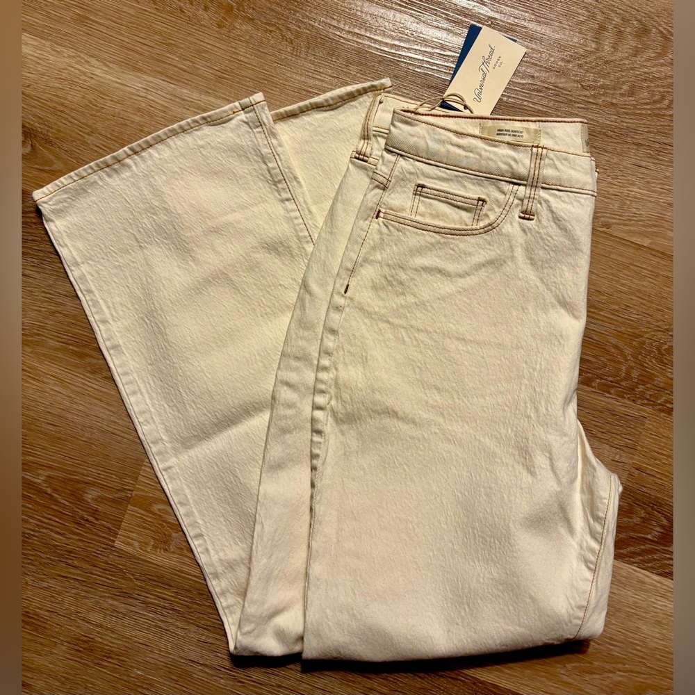 New! Universal Thread Women Jeans